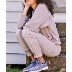 FP Movement Where the wind blows Jogger set Gray/ Taupe Size M